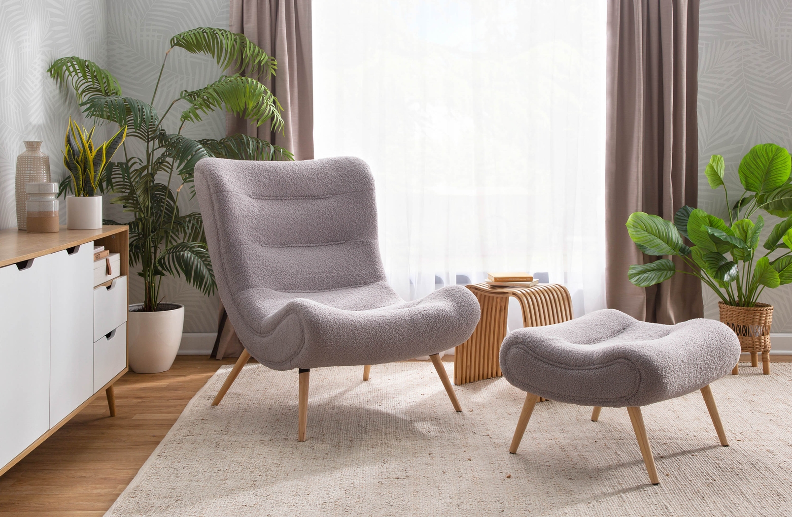 Cloueran Gray Accent Chair and Ottoman - Thumbnail - Image 3