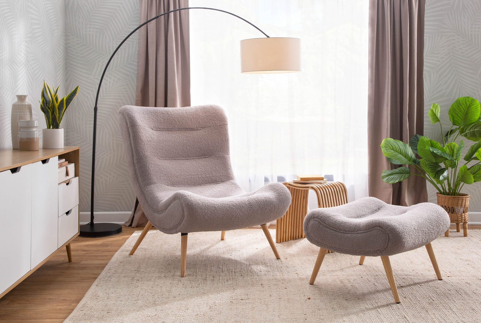 Cloueran Gray Accent Chair and Ottoman - Thumbnail - Image 4