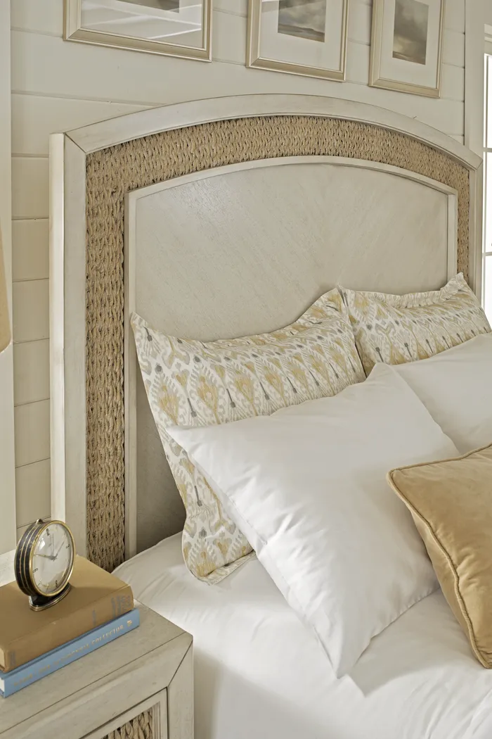 Coastal Bay White 3 Pc King Panel Bed - Thumbnail - Image 2