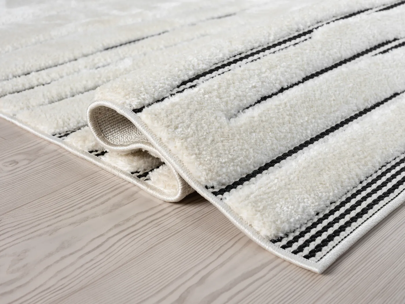 Coatidon Cream 8' x 11' Rug - Thumbnail - Image 4
