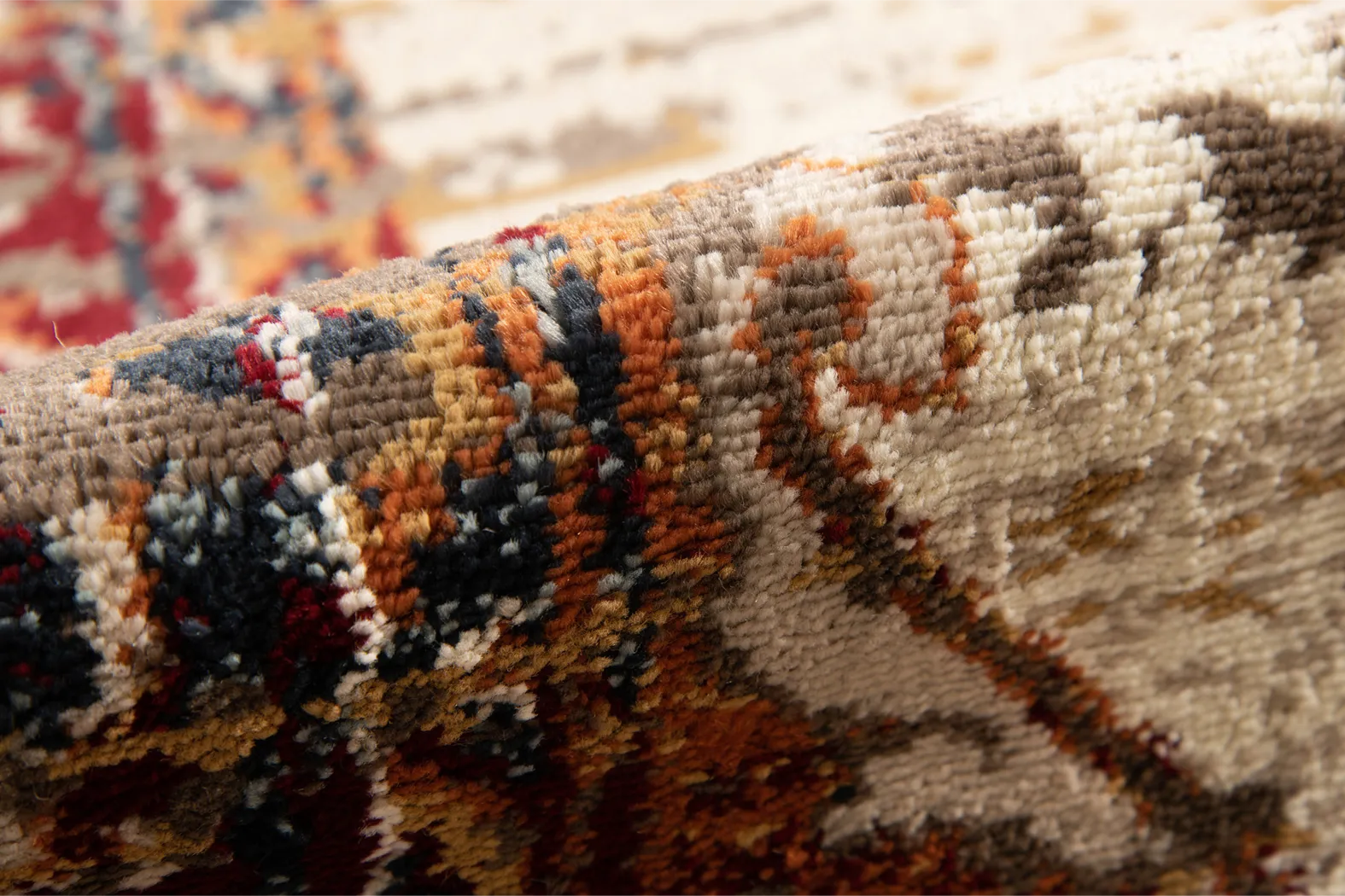 Coimo Red 5'1 x 7'6 Rug - Image 5