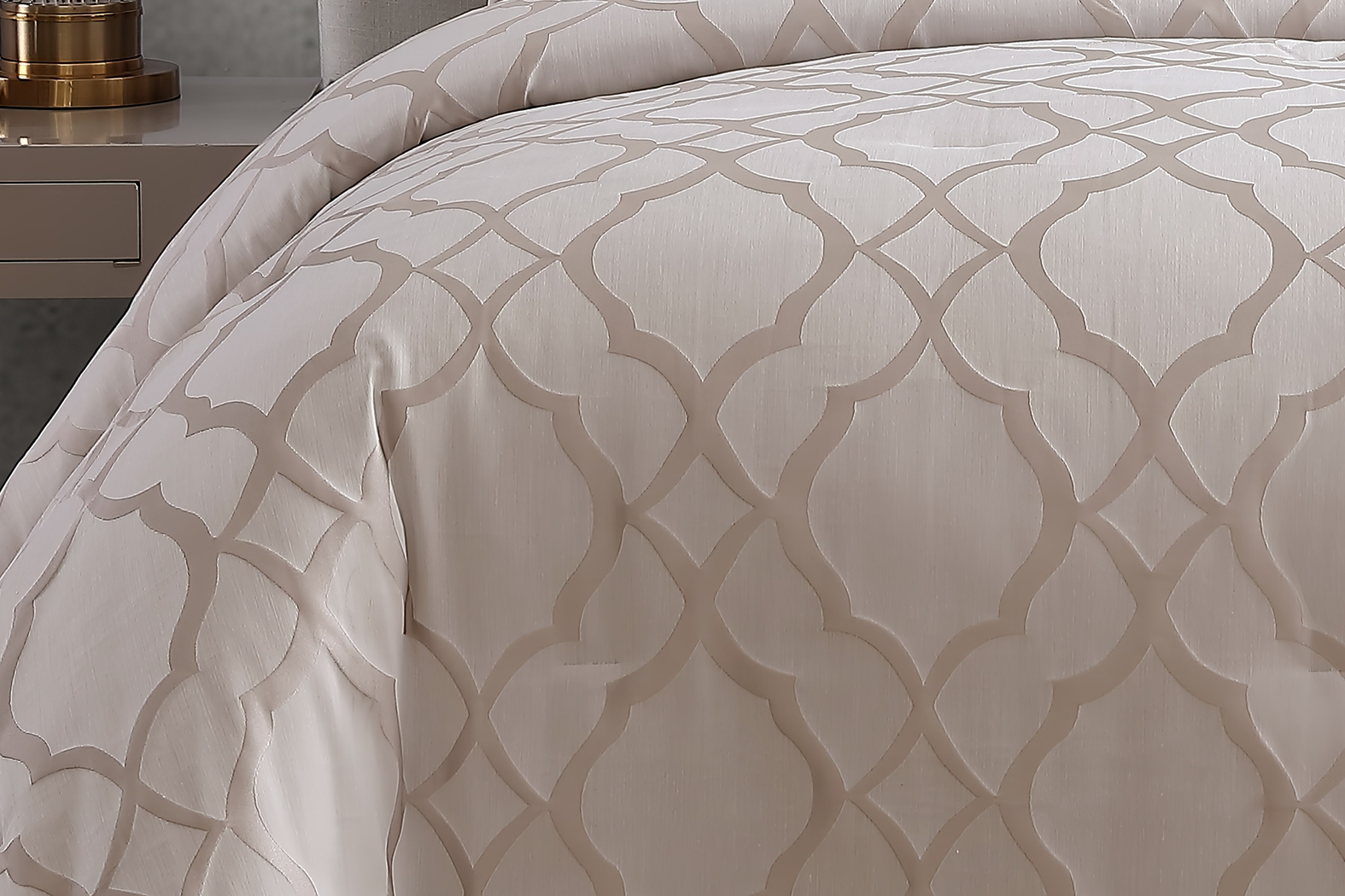 Colboum Champagne 9 Pc Queen Comforter Set - Thumbnail - Image 2
