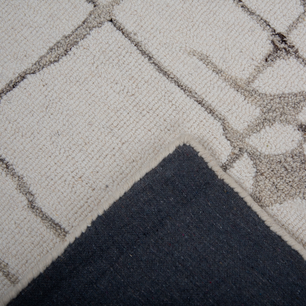 Comview Ivory 7'9 x 9'9 Rug - Thumbnail - Image 3