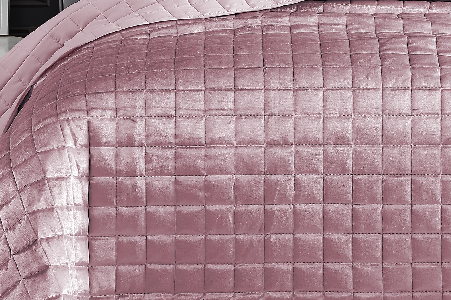 Constock Blush 3 Pc Queen Coverlet Set - Thumbnail - Image 2