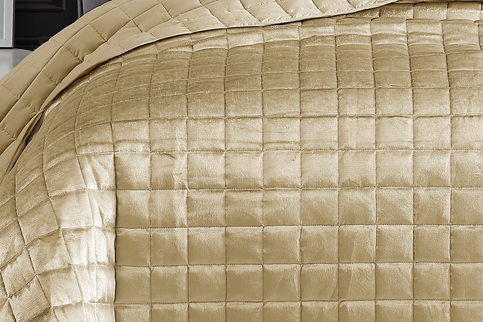 Constock Gold 3 Pc Queen Coverlet Set - Thumbnail - Image 2