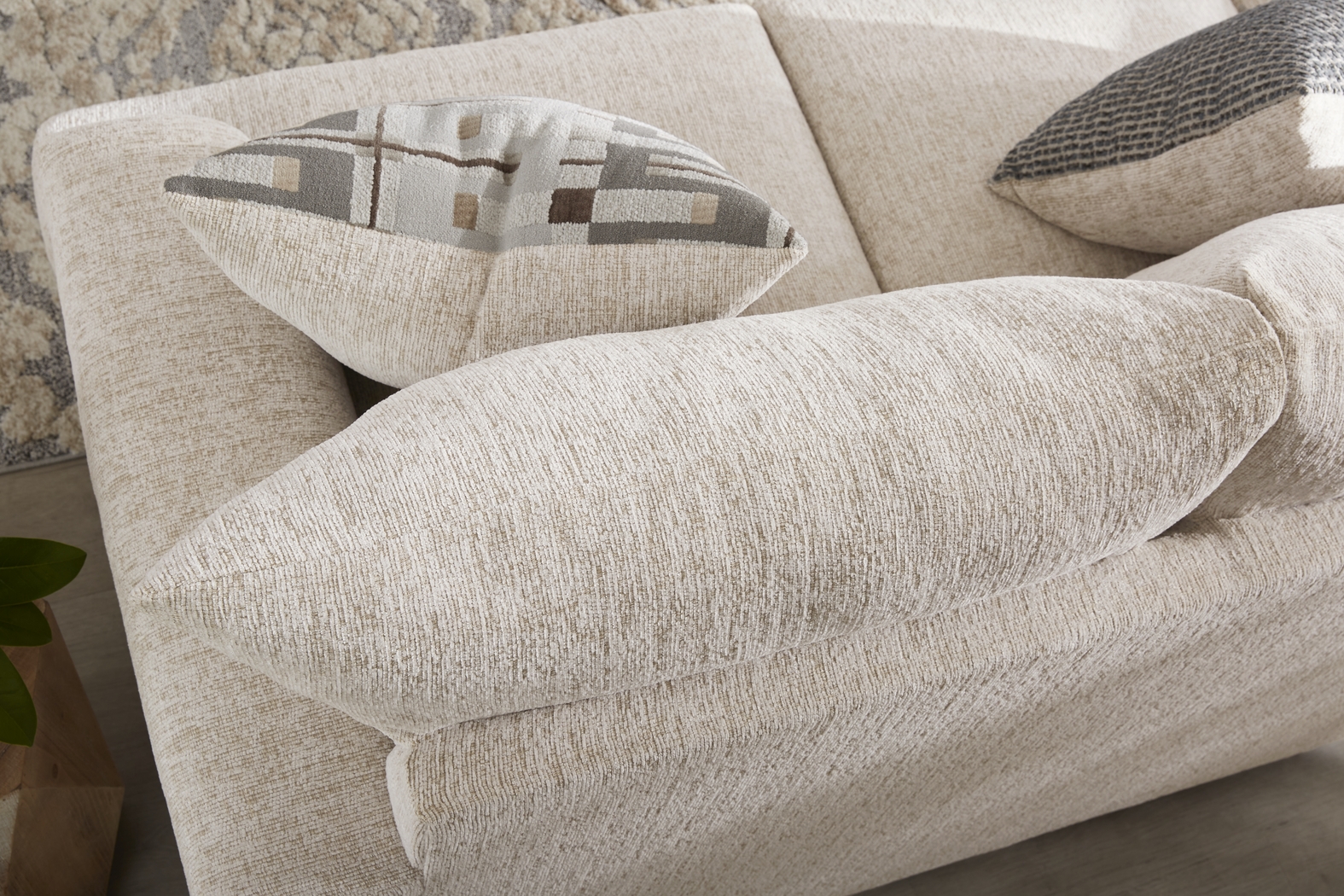 Cooper White 7 Pc Living Room with Sleeper Sofa - Thumbnail - Image 5