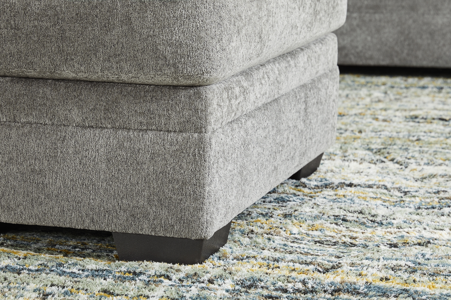 Copley Place Slate 6 Pc Sectional Living Room - Thumbnail - Image 6