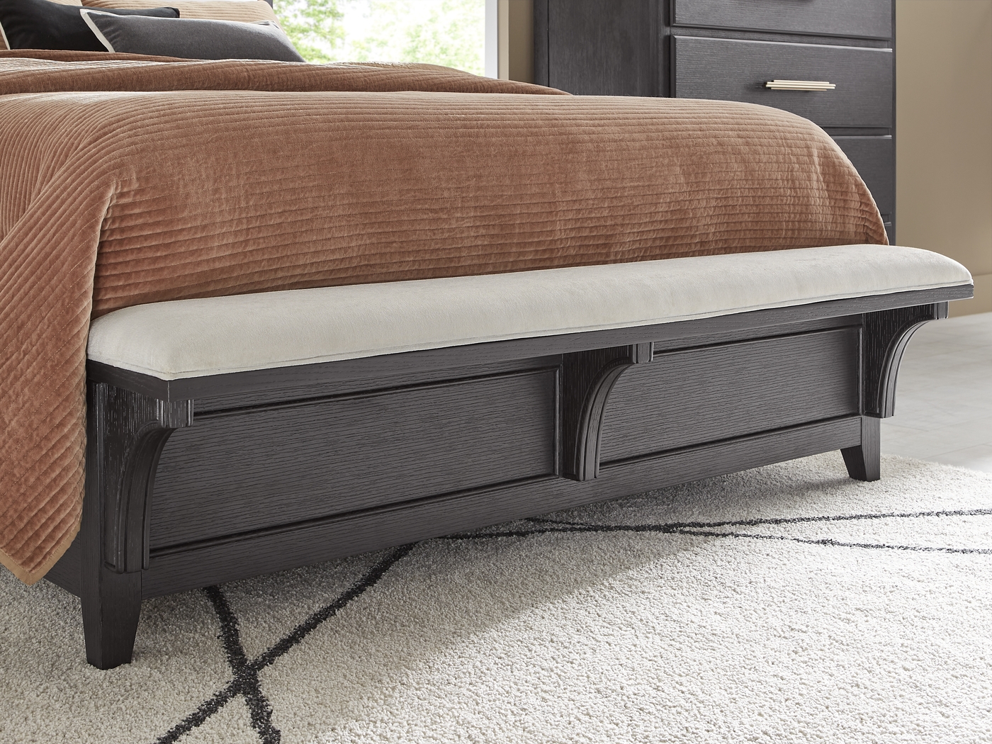 Copperline Black 5 Pc King Poster Bedroom with Bench - Thumbnail - Image 5