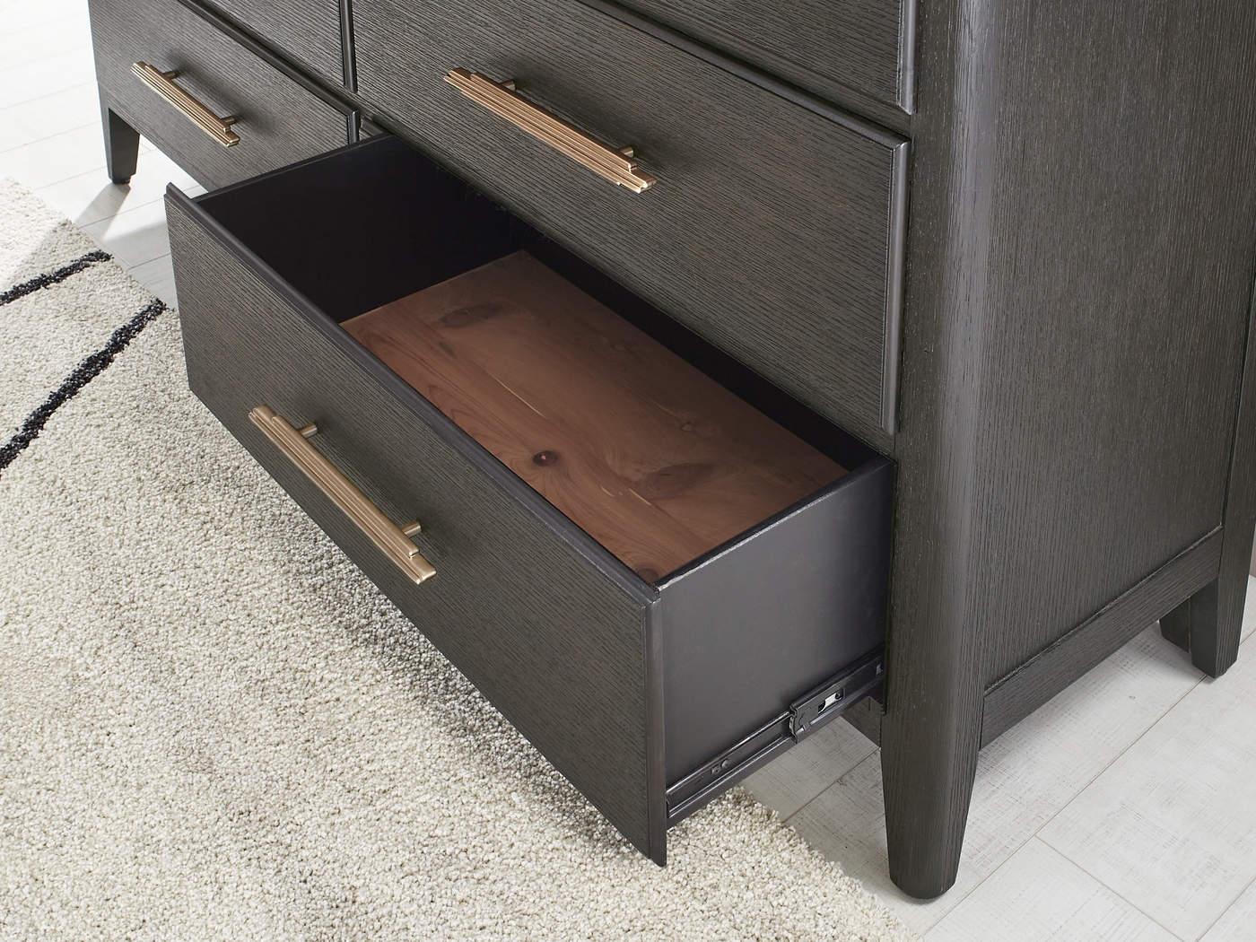 Copperline Black 5 Pc Queen Poster Bedroom - Thumbnail - Image 10