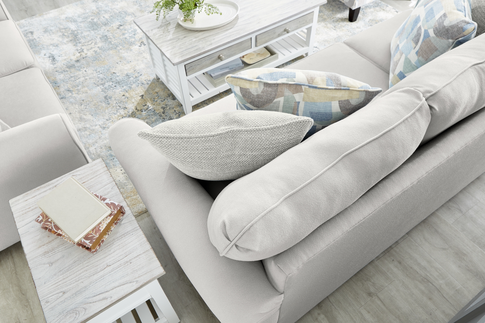 Coralville Gray Sleeper Sofa - Thumbnail - Image 4