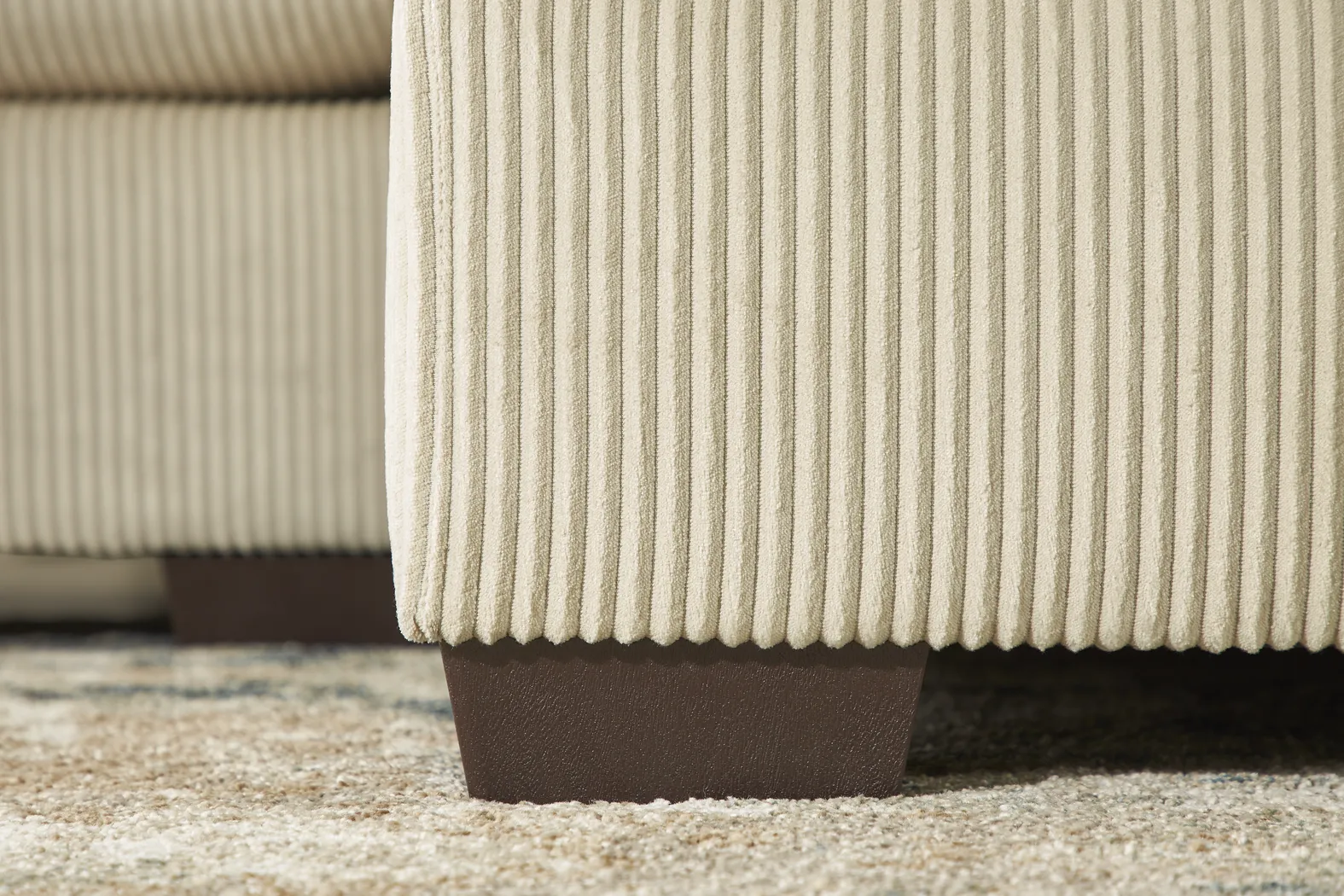 Cordelle Cream 5 Pc Sectional Living Room - Thumbnail - Image 6