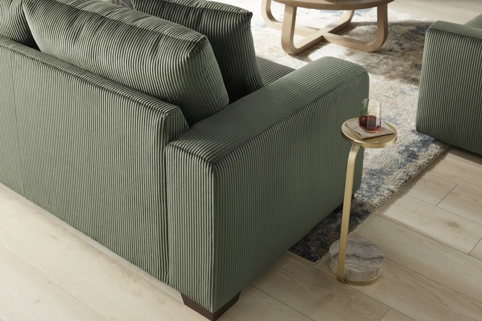 The Challenge Green Loveseat - Thumbnail - Image 4