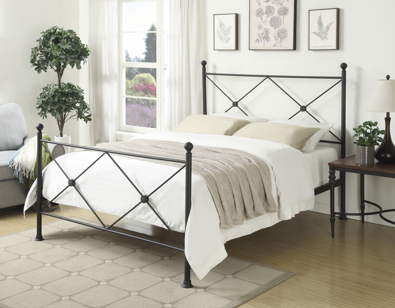 Corinna Black Queen Post Bed - Thumbnail - Image 4