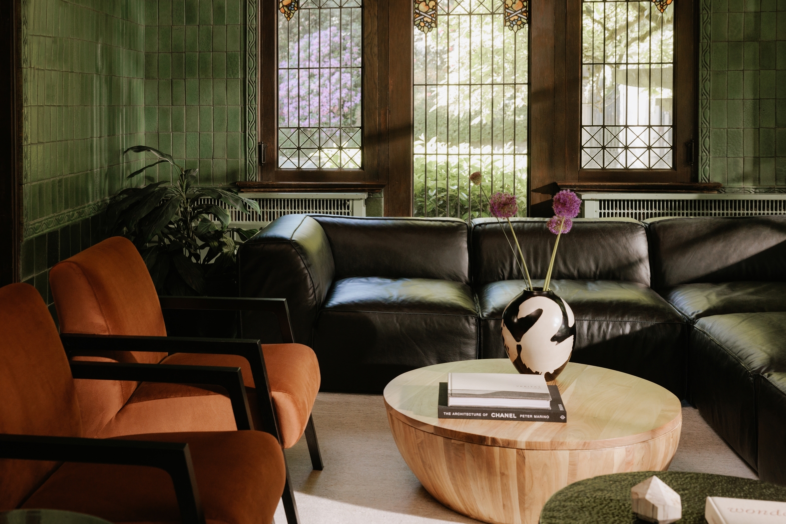 Corkwood Brown Storage Cocktail Table - Thumbnail - Image 10