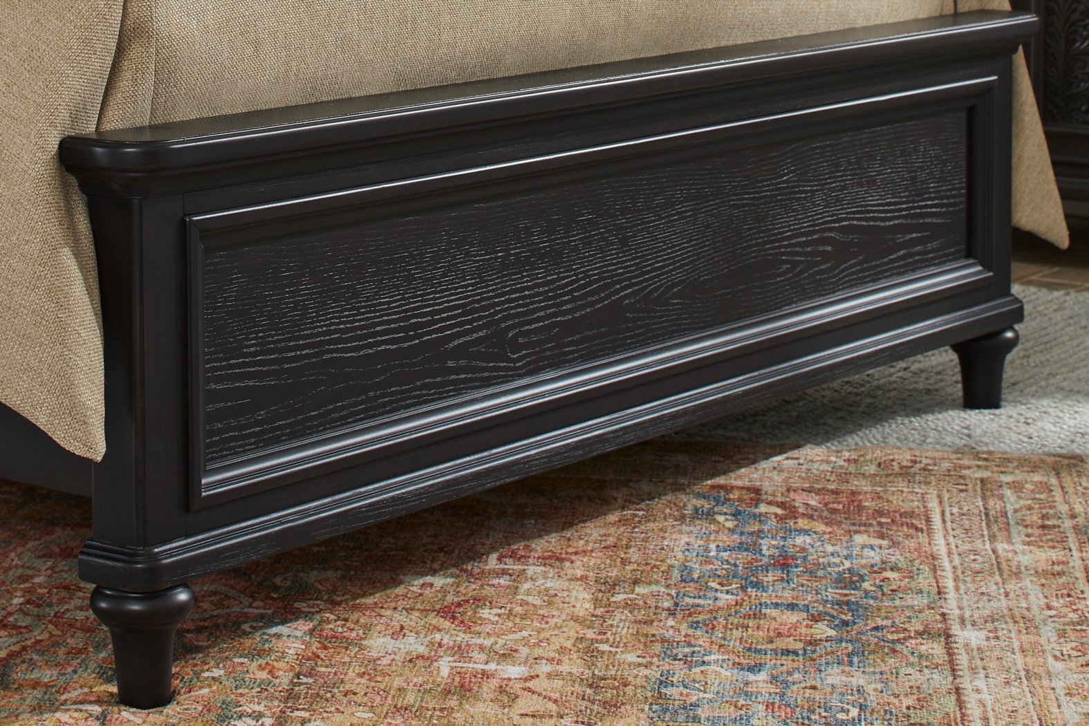 Cornelia Black 7 Pc Queen Panel Bedroom - Thumbnail - Image 4