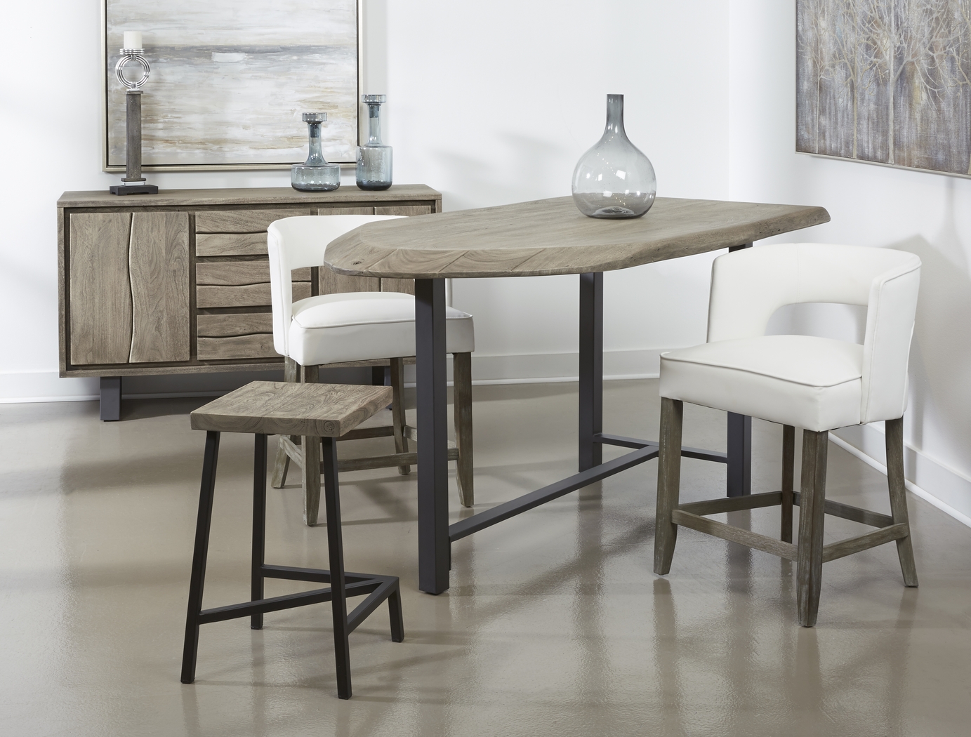 Cornelion White Counter Height Stool - Thumbnail - Image 6