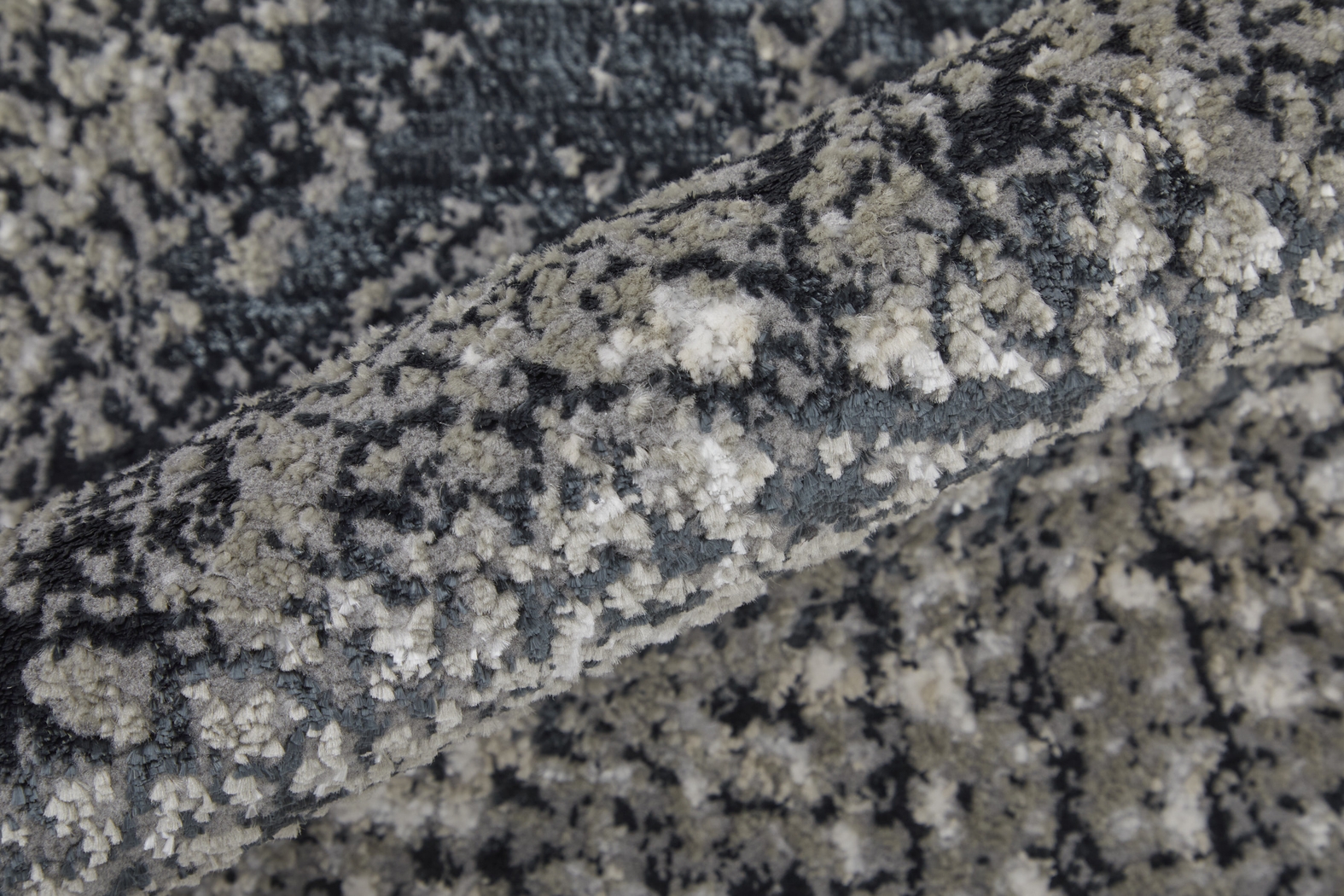 Corrarith Dark Gray 6'7 x 9'6 Rug - Thumbnail - Image 7