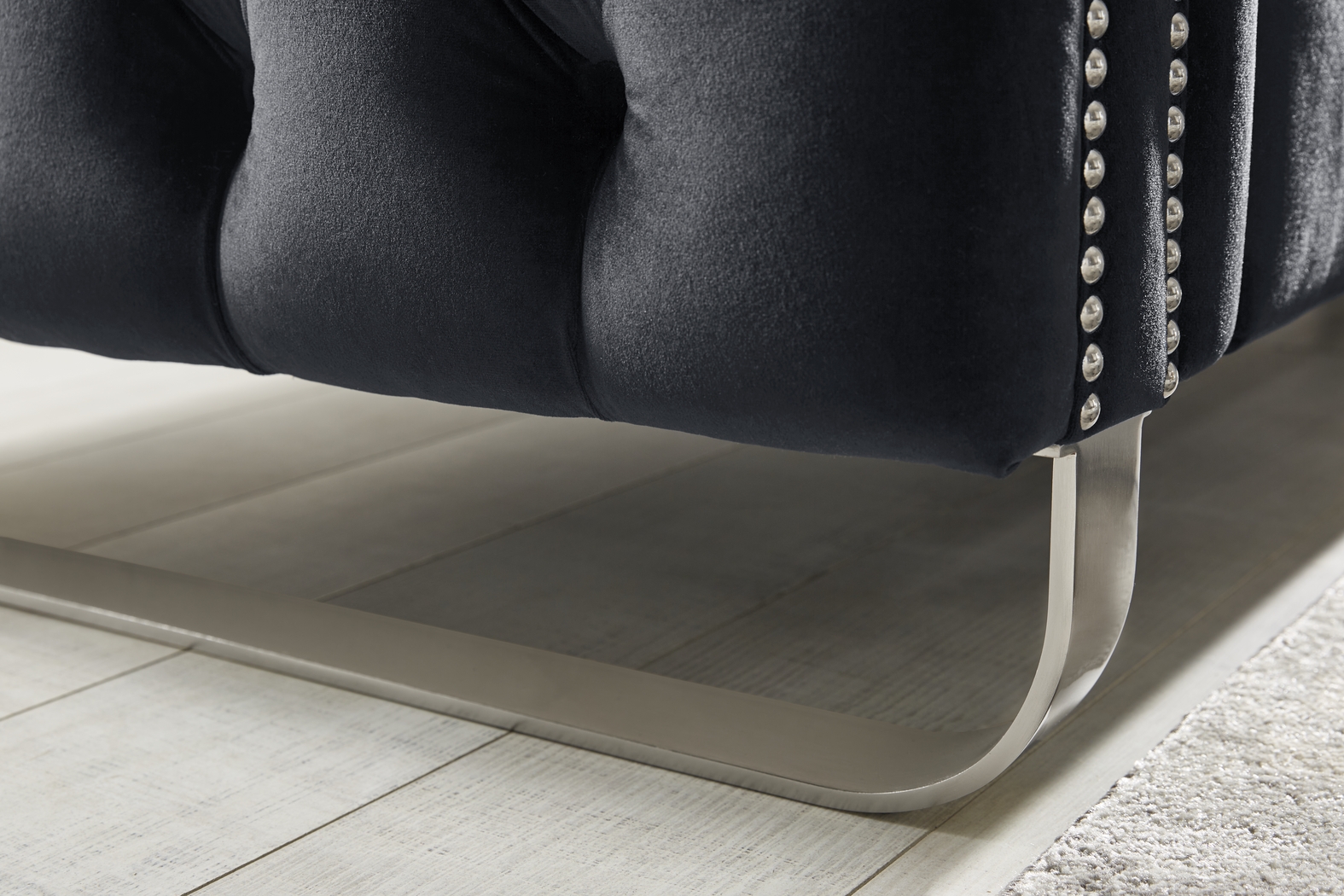 Corrella Black Chair - Thumbnail - Image 3