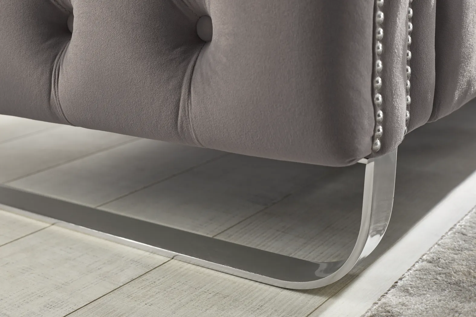 Corrella Gray Loveseat - Thumbnail - Image 4