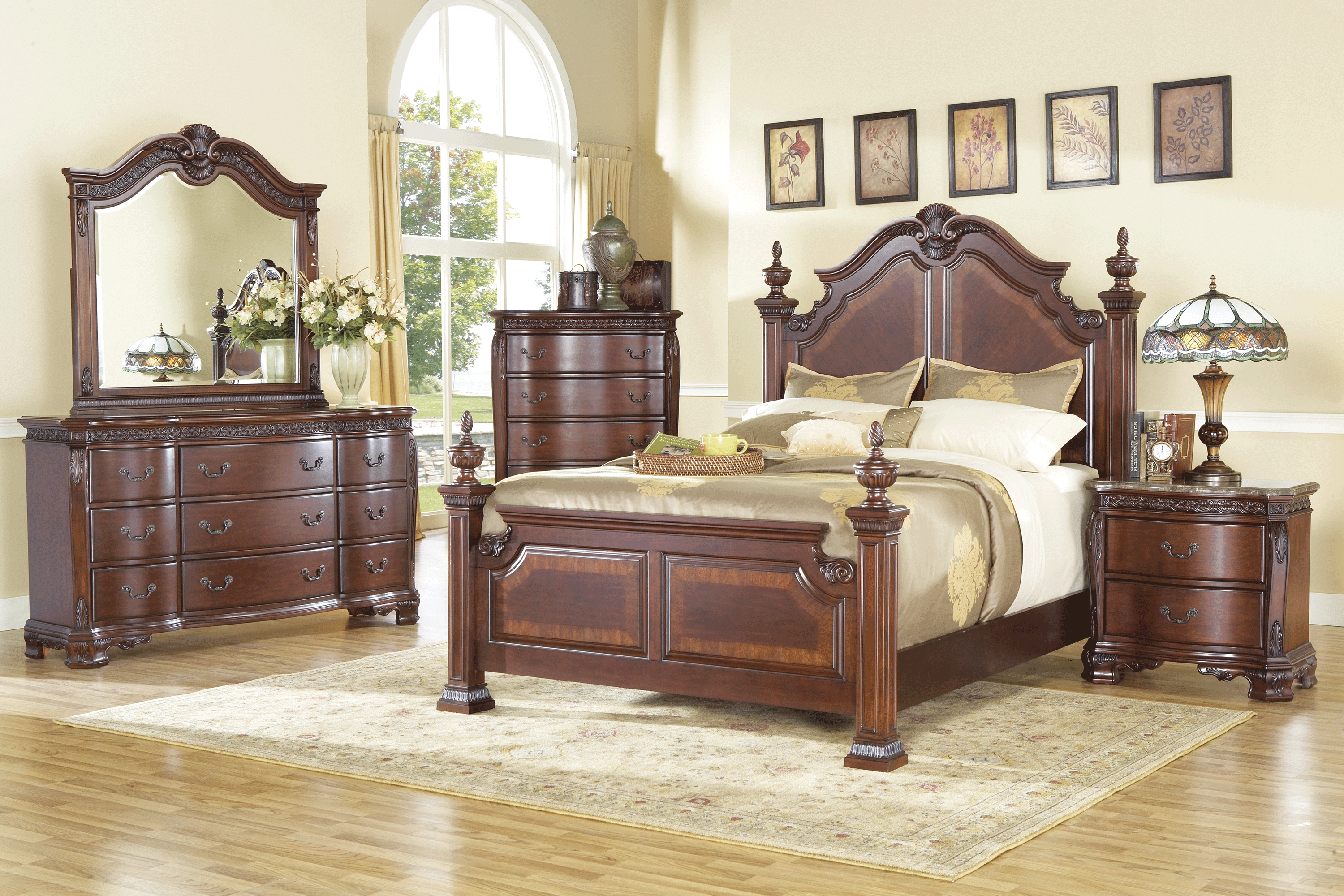 Cortinella Cherry 5 Pc Queen Poster Bedroom - Thumbnail - Image 1