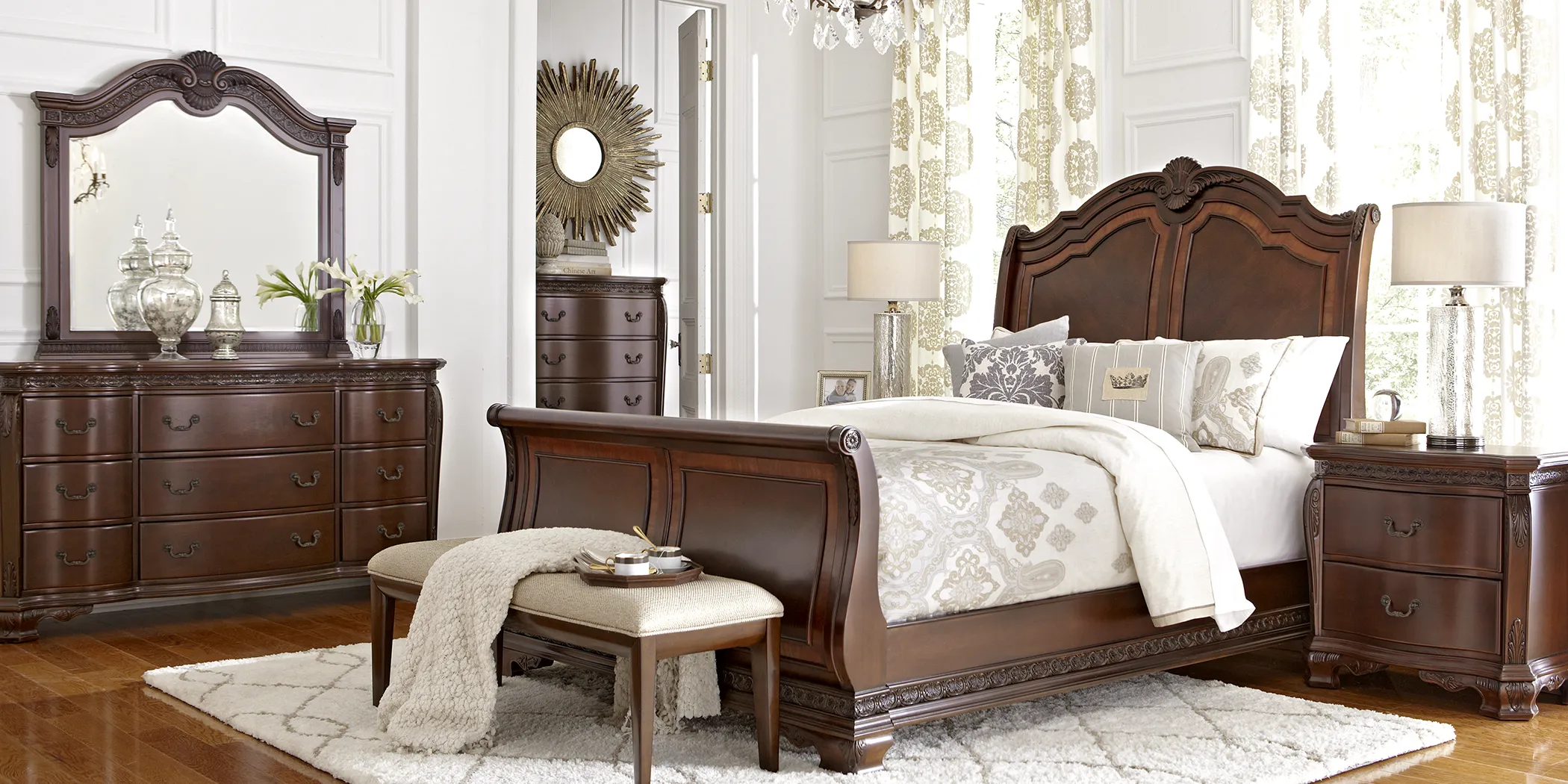 Cortinella Cherry 5 Pc Queen Sleigh Bedroom - Thumbnail - Image 1