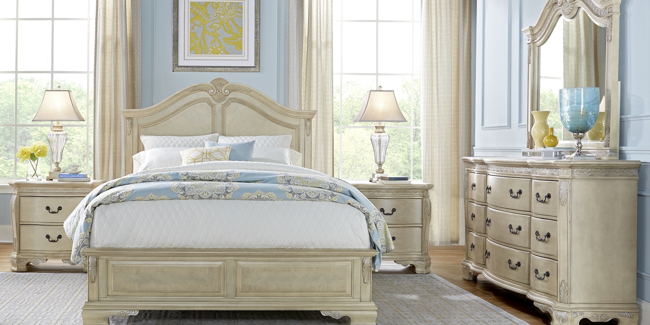 Cortinella Cream 7 Pc King Panel Bedroom - Thumbnail - Image 1