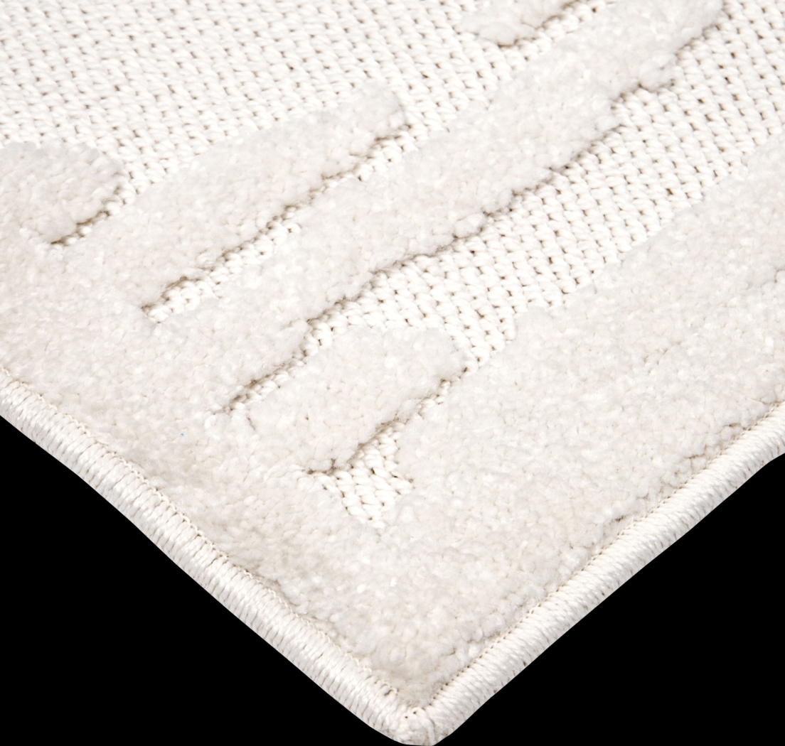 Counce White 5'3 x 7'6 Rug - Thumbnail - Image 6