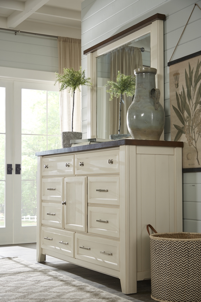 Country Grove White 7 Pc Queen Panel Bedroom - Thumbnail - Image 6