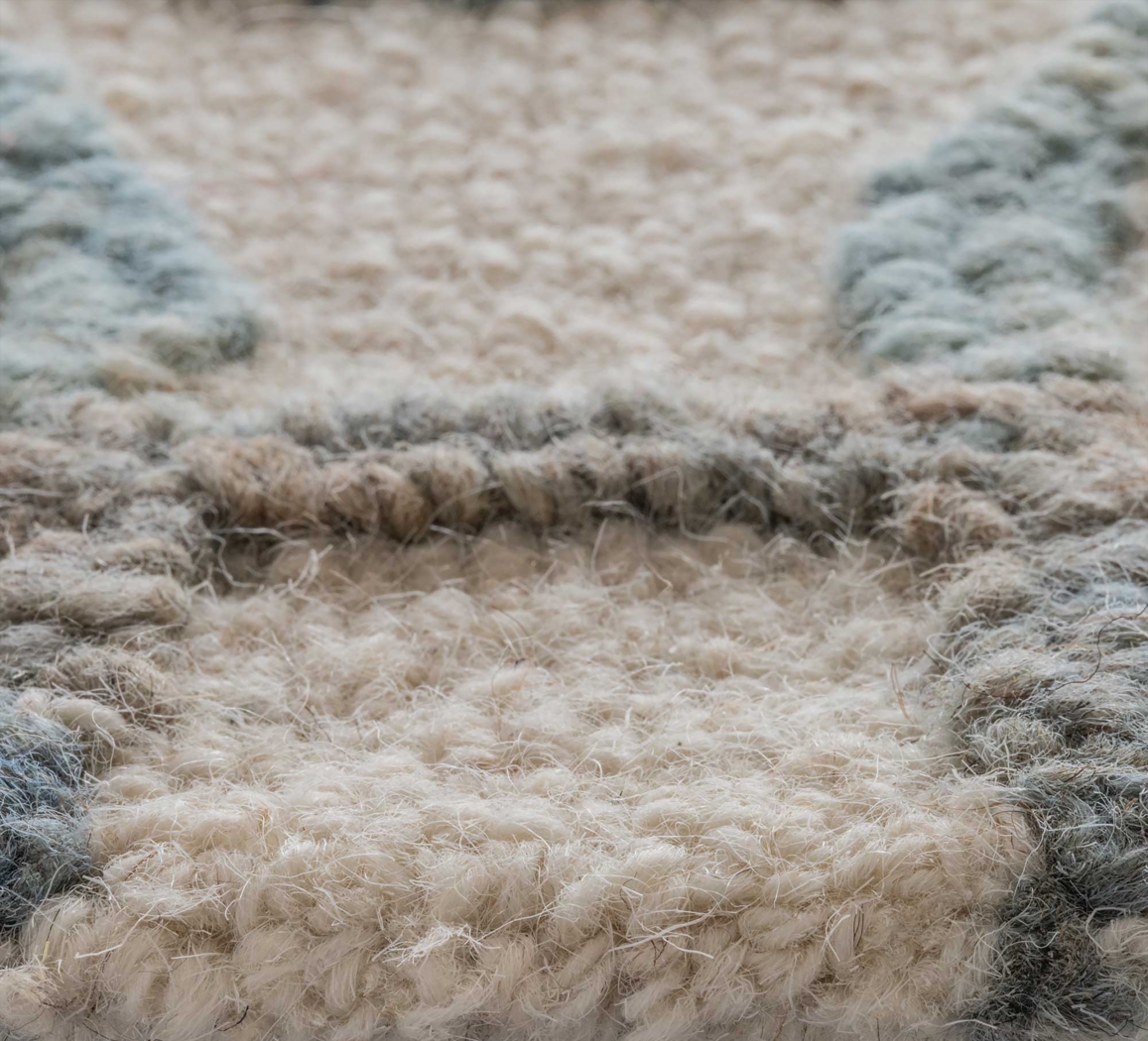 Covenbo Green/Ivory 5' x 8' Rug - Thumbnail - Image 4