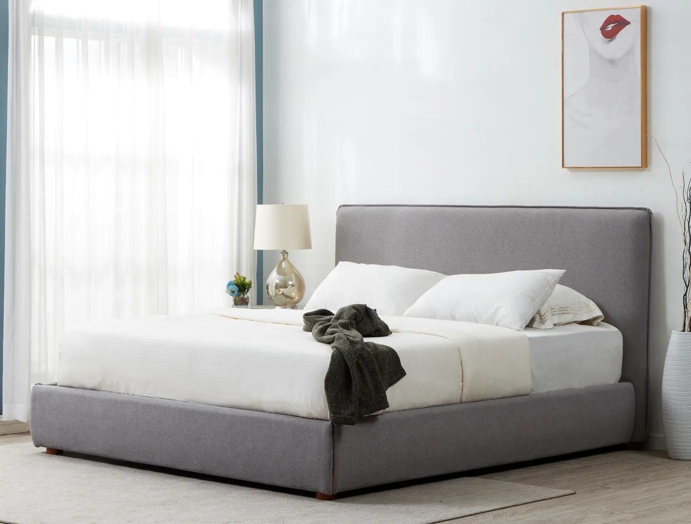 Craan Light Gray Queen Bed - Thumbnail - Image 2
