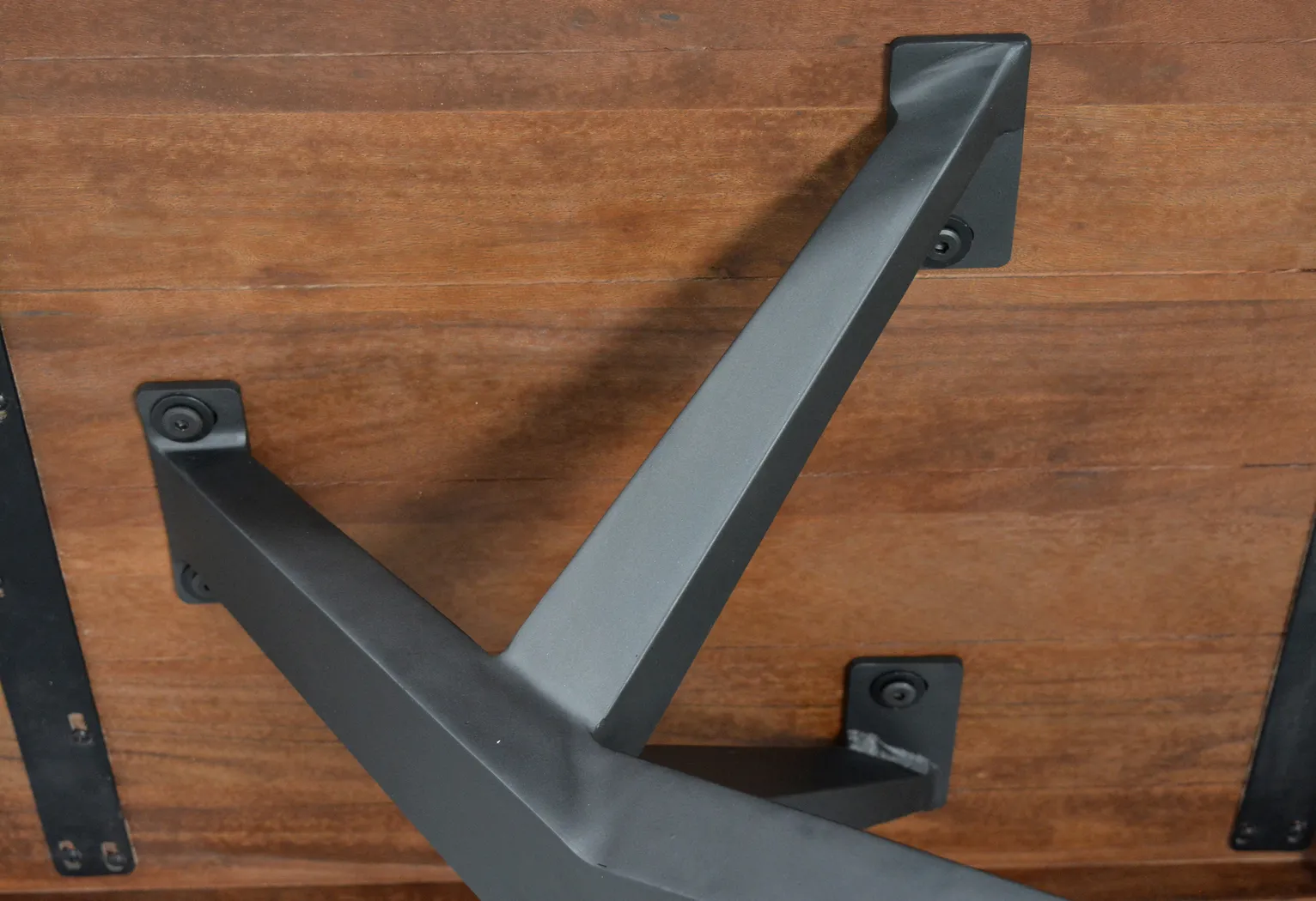 Cranbourne Brown Cocktail Table - Thumbnail - Image 3