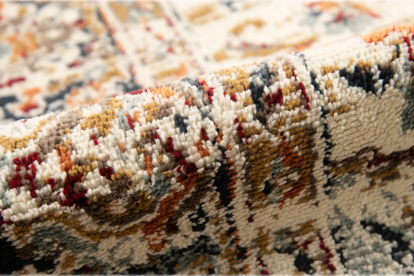 Crealla Ivory 5'1 x 7'6 Rug - Image 5