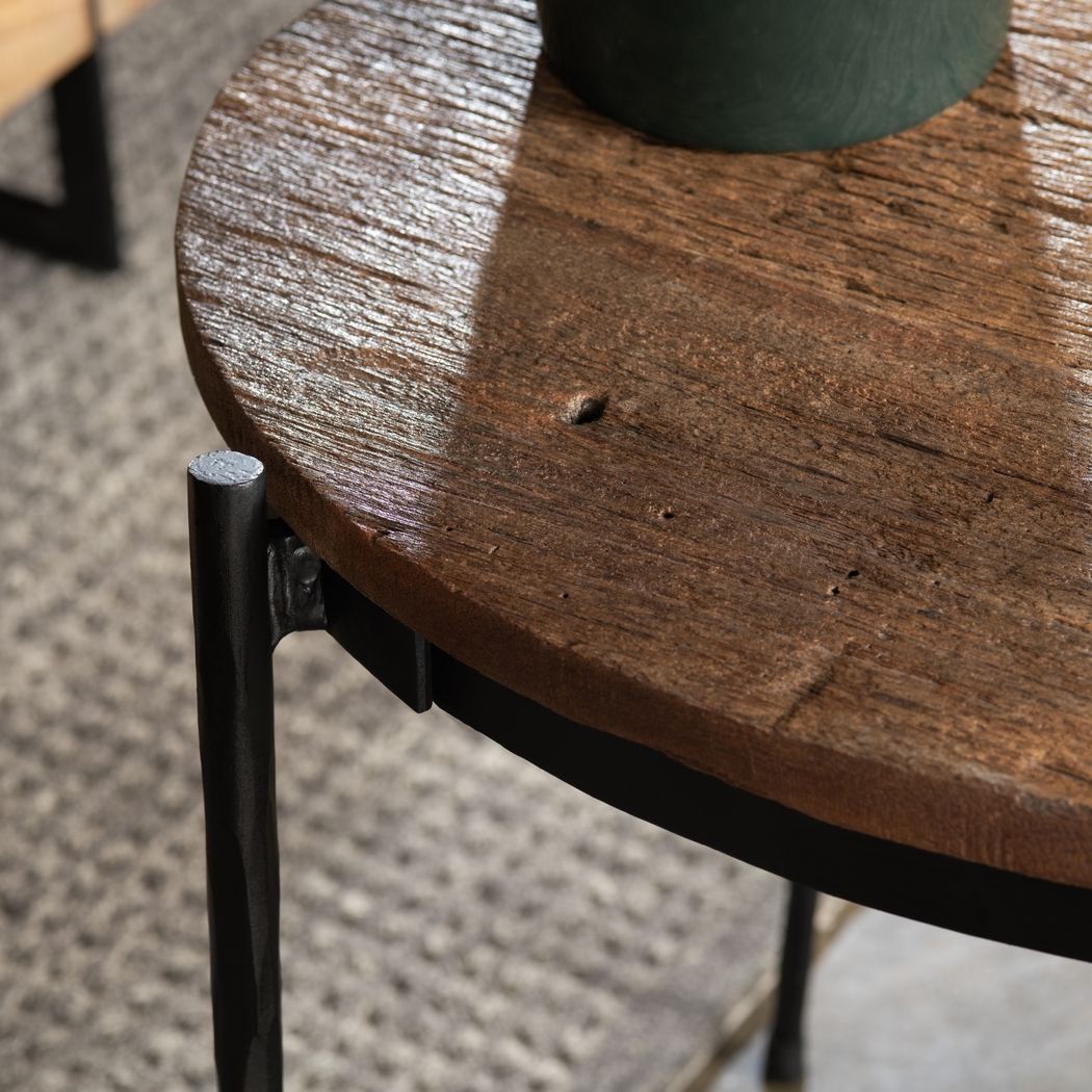 Creedmoor Brown End Table - Thumbnail - Image 2