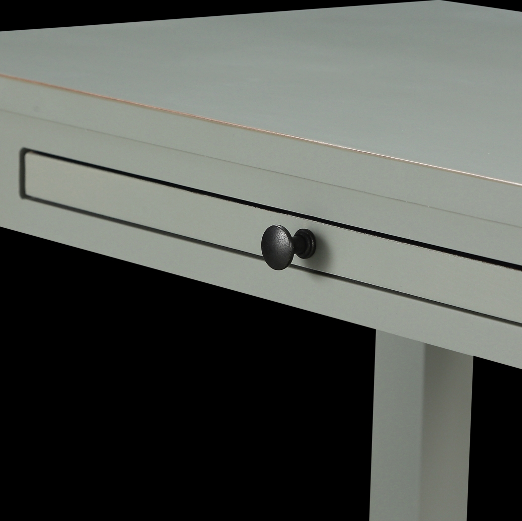 Creekglen Gray End Table - Thumbnail - Image 4