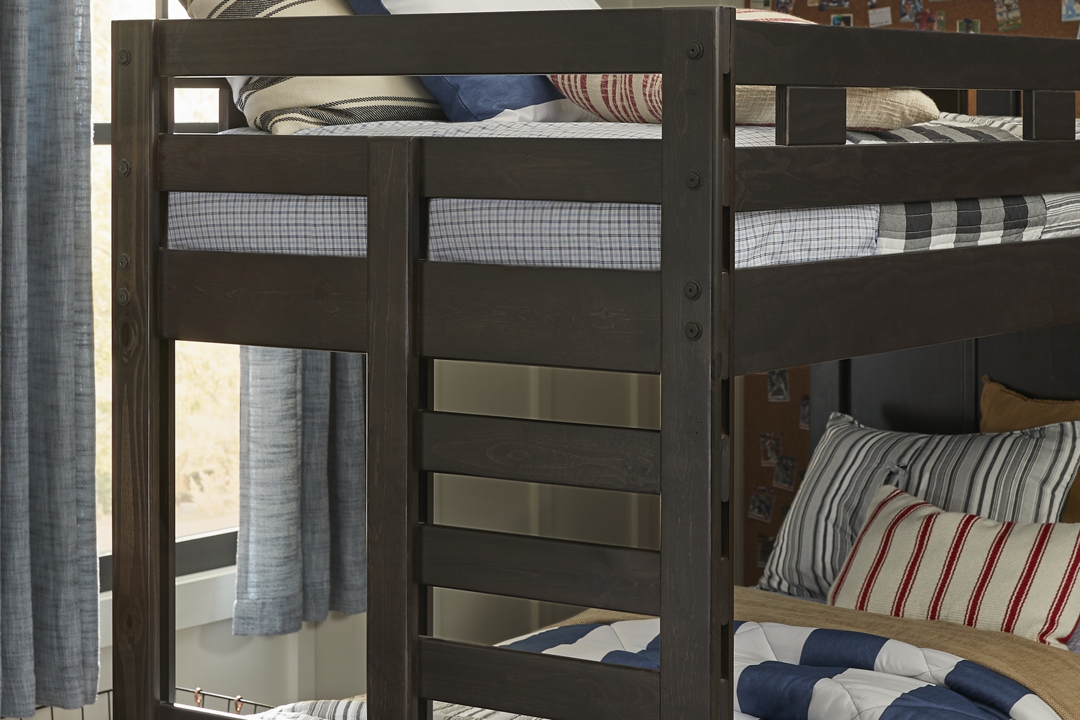 Creekside Charcoal Twin/Twin Bunk Bed - Thumbnail - Image 4