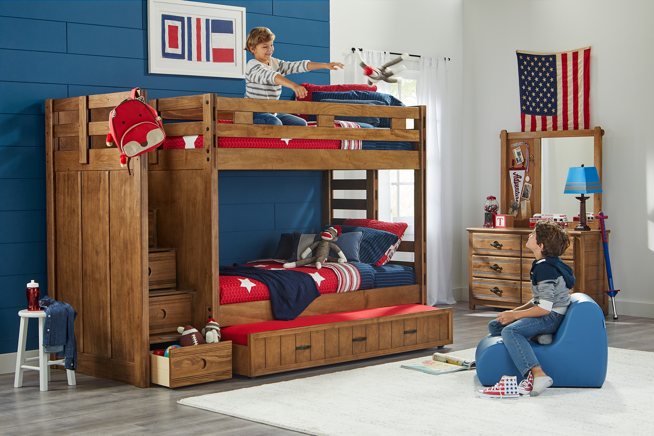 Creekside Chestnut Twin/Twin Step Bunk Bed - Thumbnail - Image 4