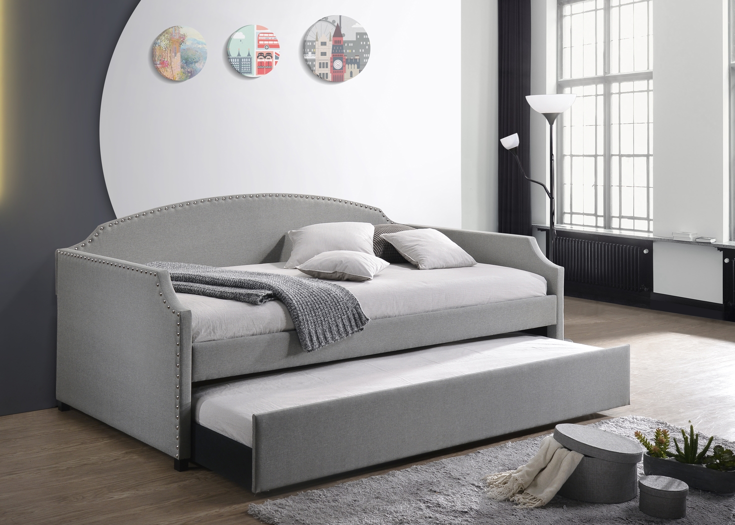 Cresheim Gray Daybed - Thumbnail - Image 2