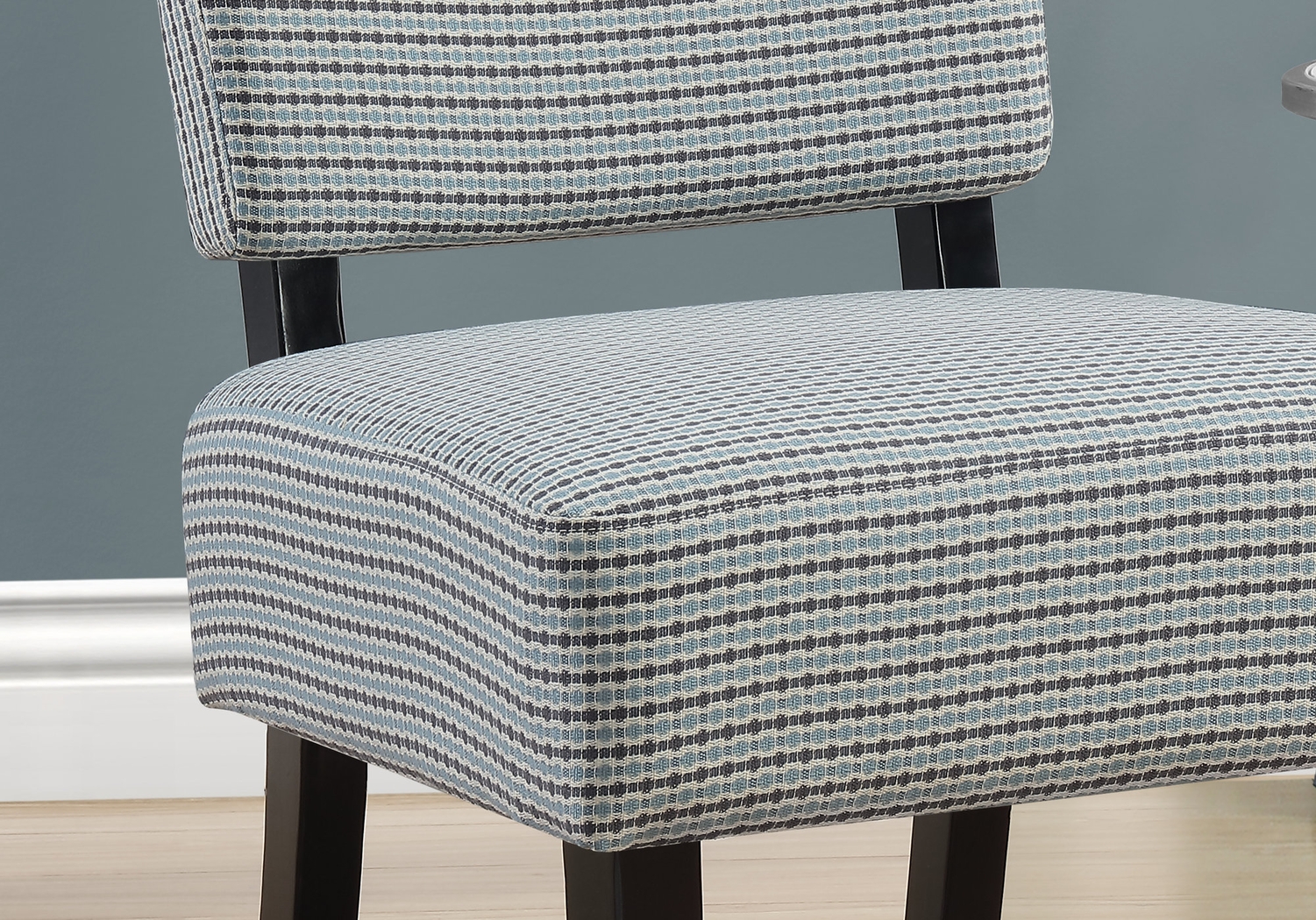 Crestover Light Blue Accent Chair - Thumbnail - Image 3