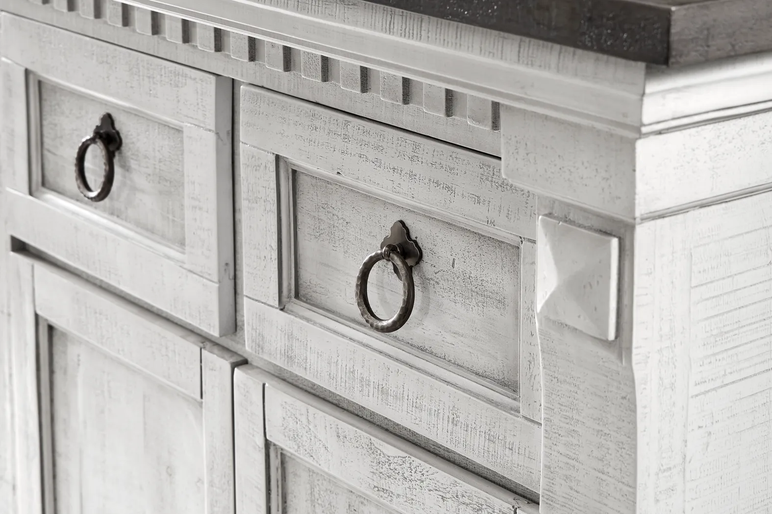 Crestwell Manor White 8 Pc 85 in. Dining Room - Thumbnail - Image 9