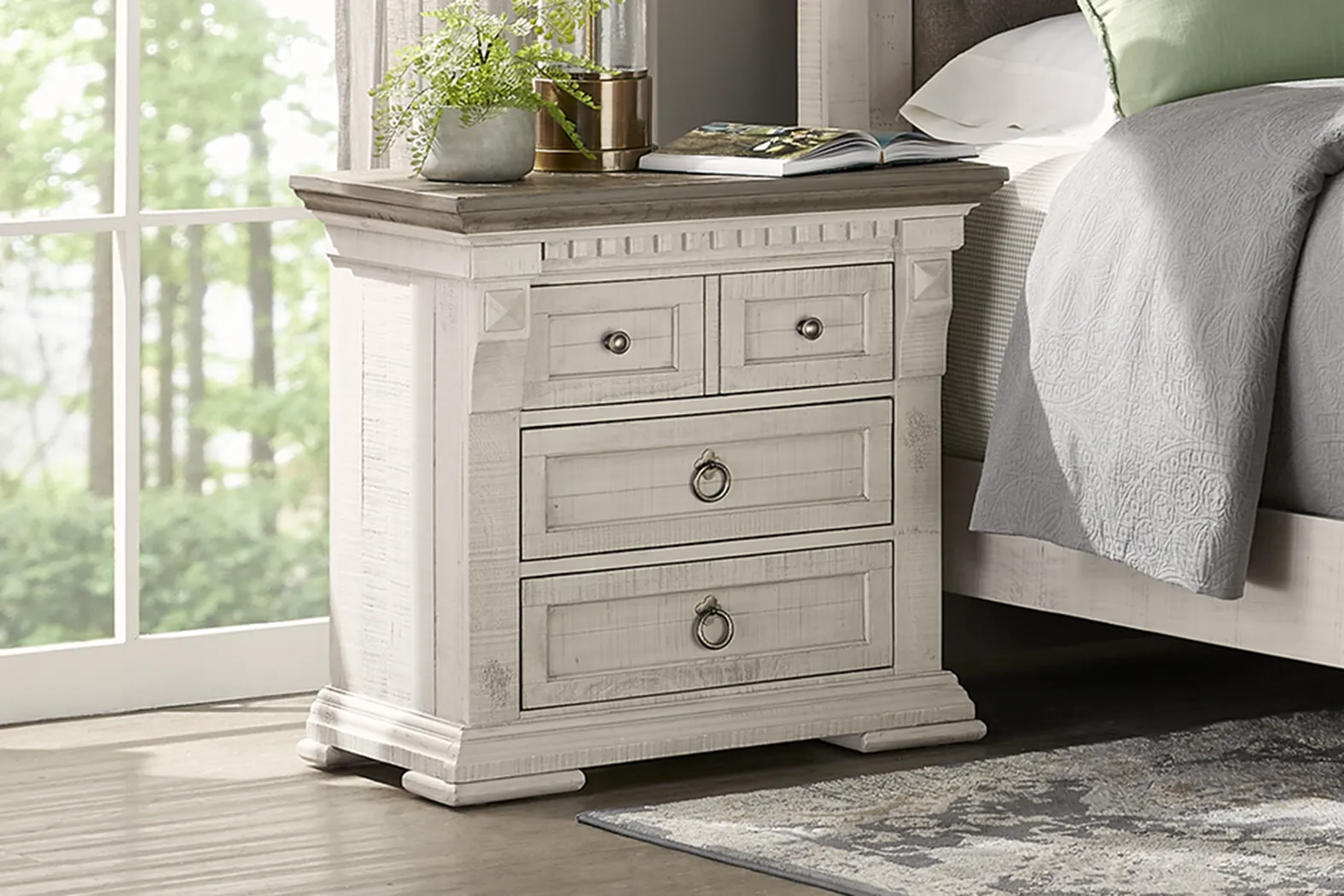 Crestwell Manor White Nightstand - Thumbnail - Image 2