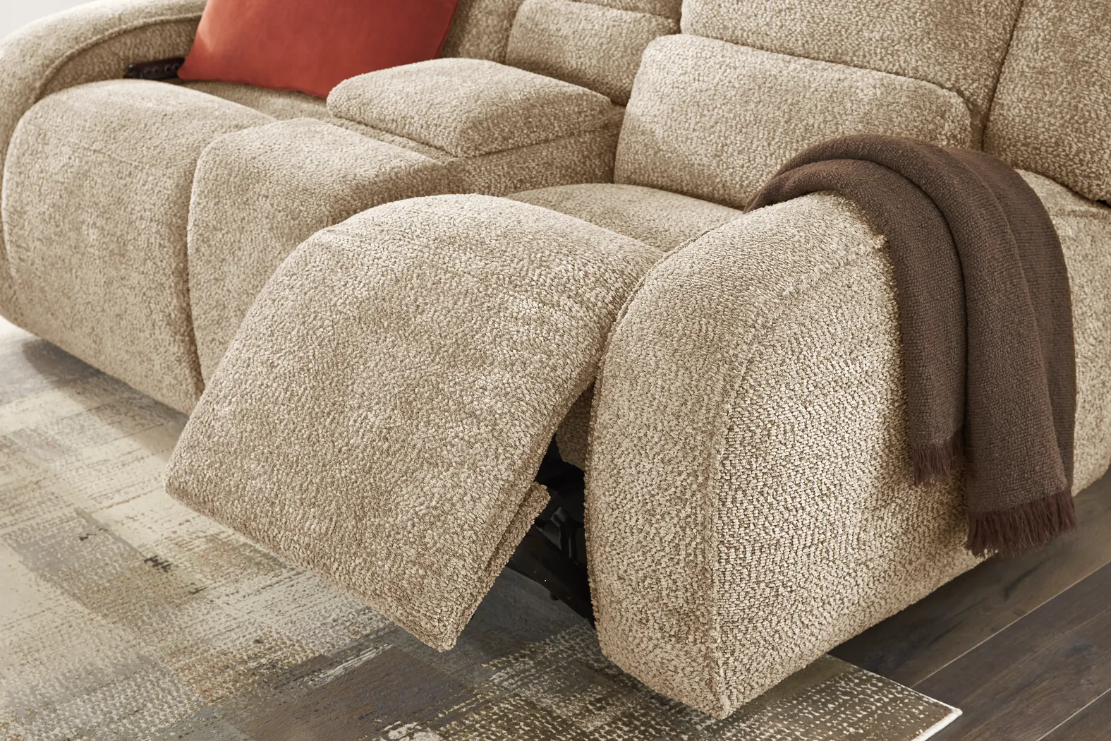 Crestwood Tan Dual Power Reclining Loveseat - Thumbnail - Image 4