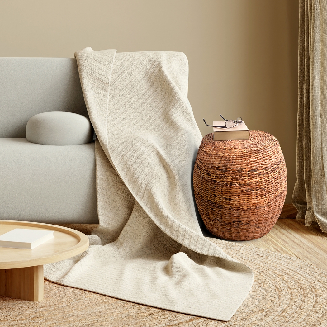 Critzos Brown End Table - Thumbnail - Image 3