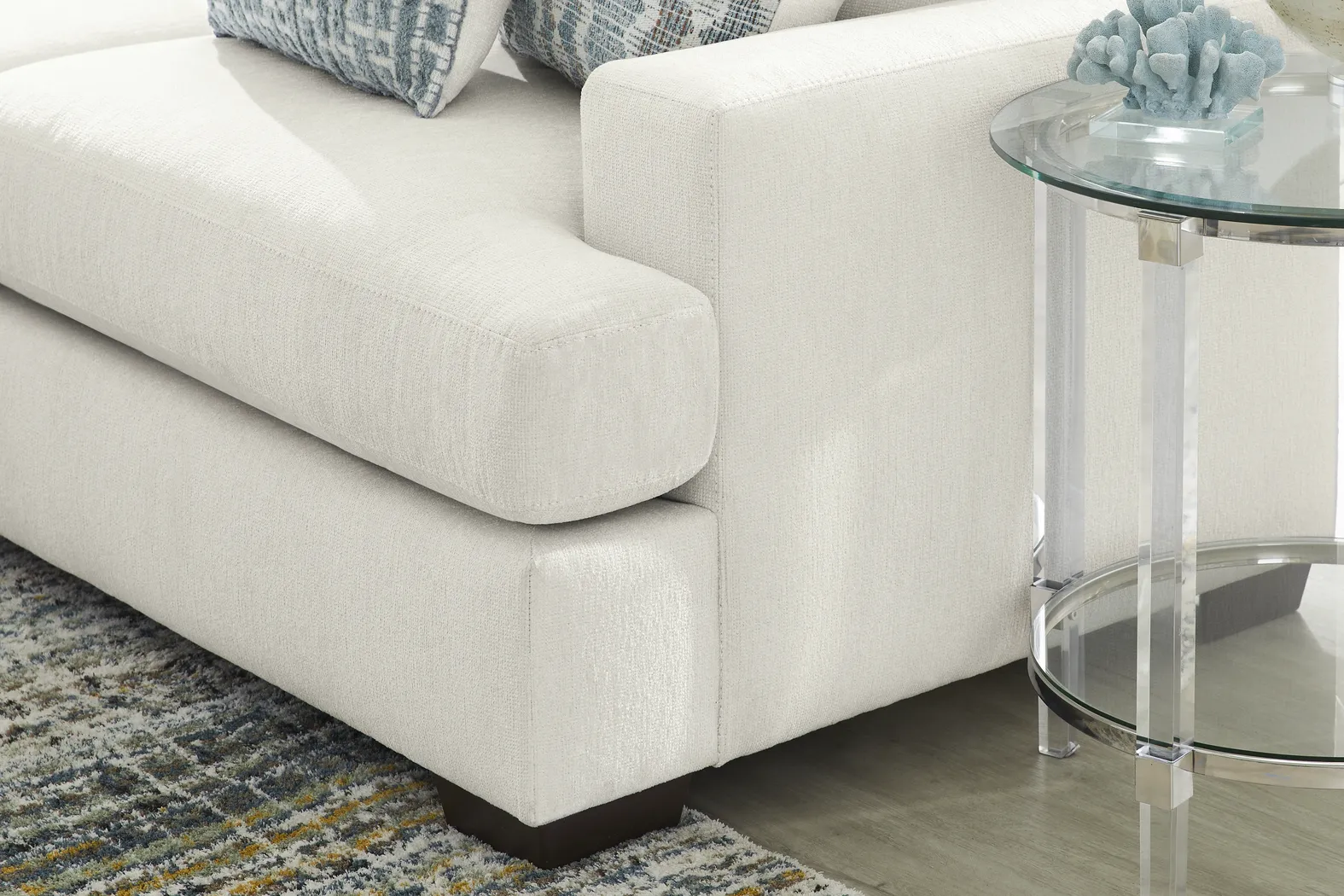 Cypress Street White 3 Pc Sectional Living Room - Thumbnail - Image 4