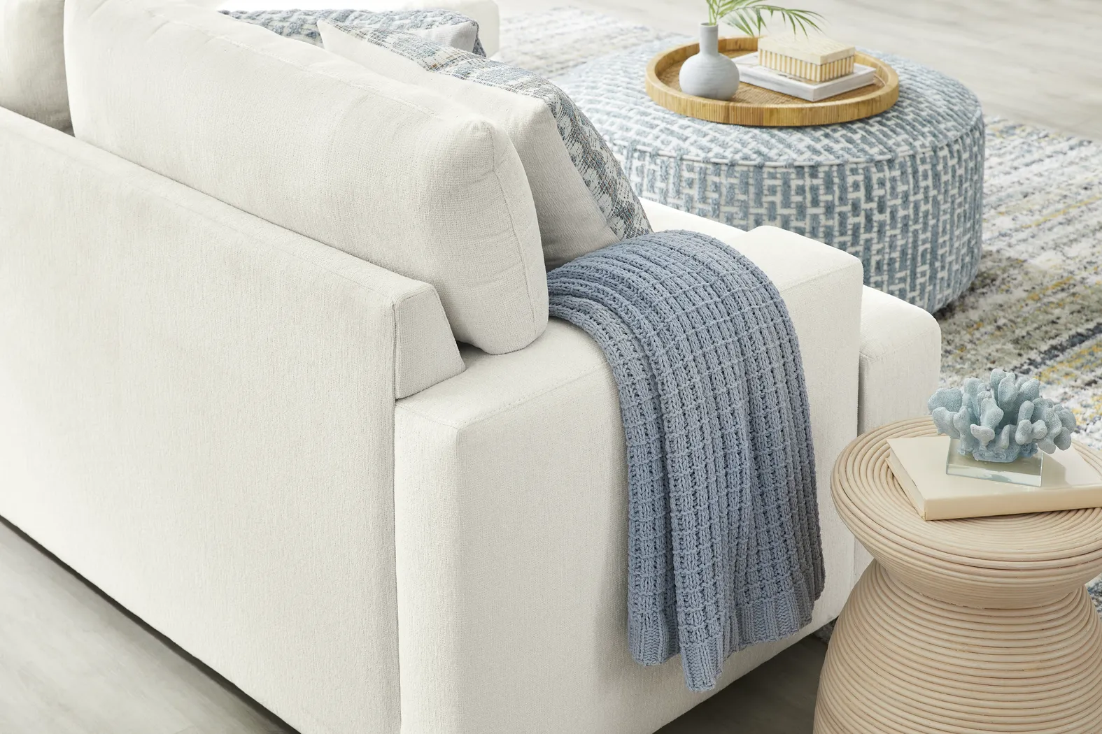 Cypress Street White 3 Pc Sectional Living Room - Thumbnail - Image 3