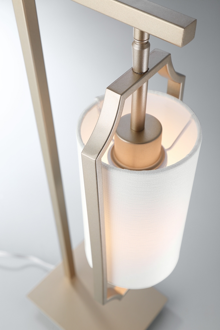 Dakota Crest Gold Lamp - Thumbnail - Image 2