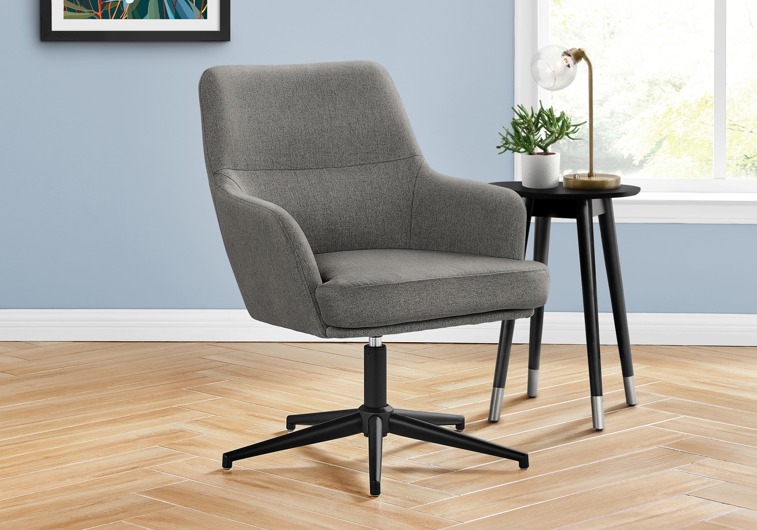 Daleshire Gray Accent Chair - Thumbnail - Image 2