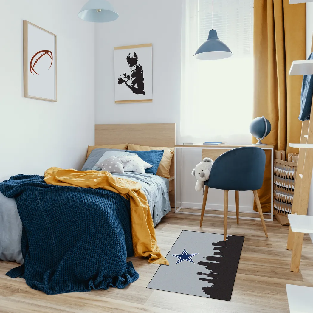 Dallas Cowboys 2' x 3' Machine Washable Rug - Thumbnail - Image 2