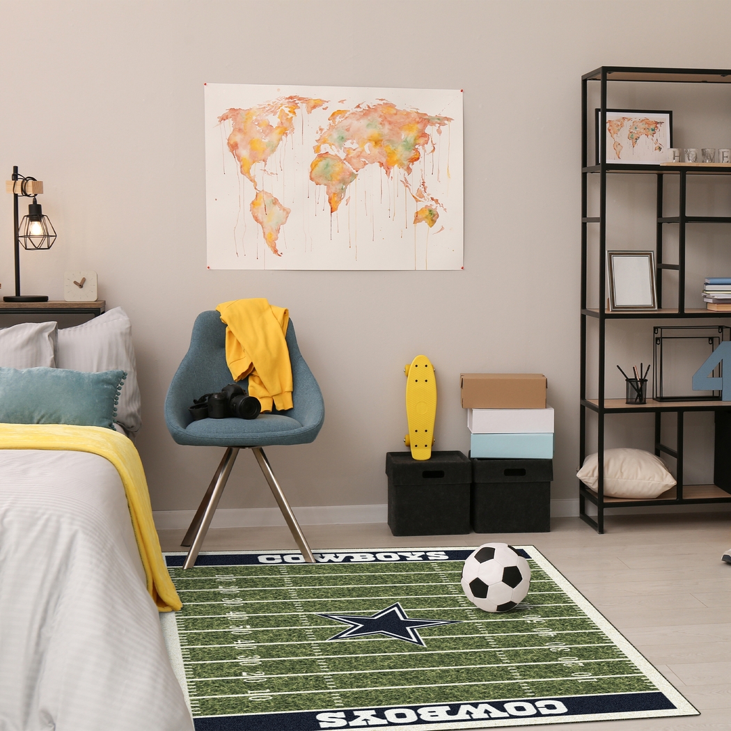 Dallas Cowboys Green 4' x 6' Rug - Thumbnail - Image 2