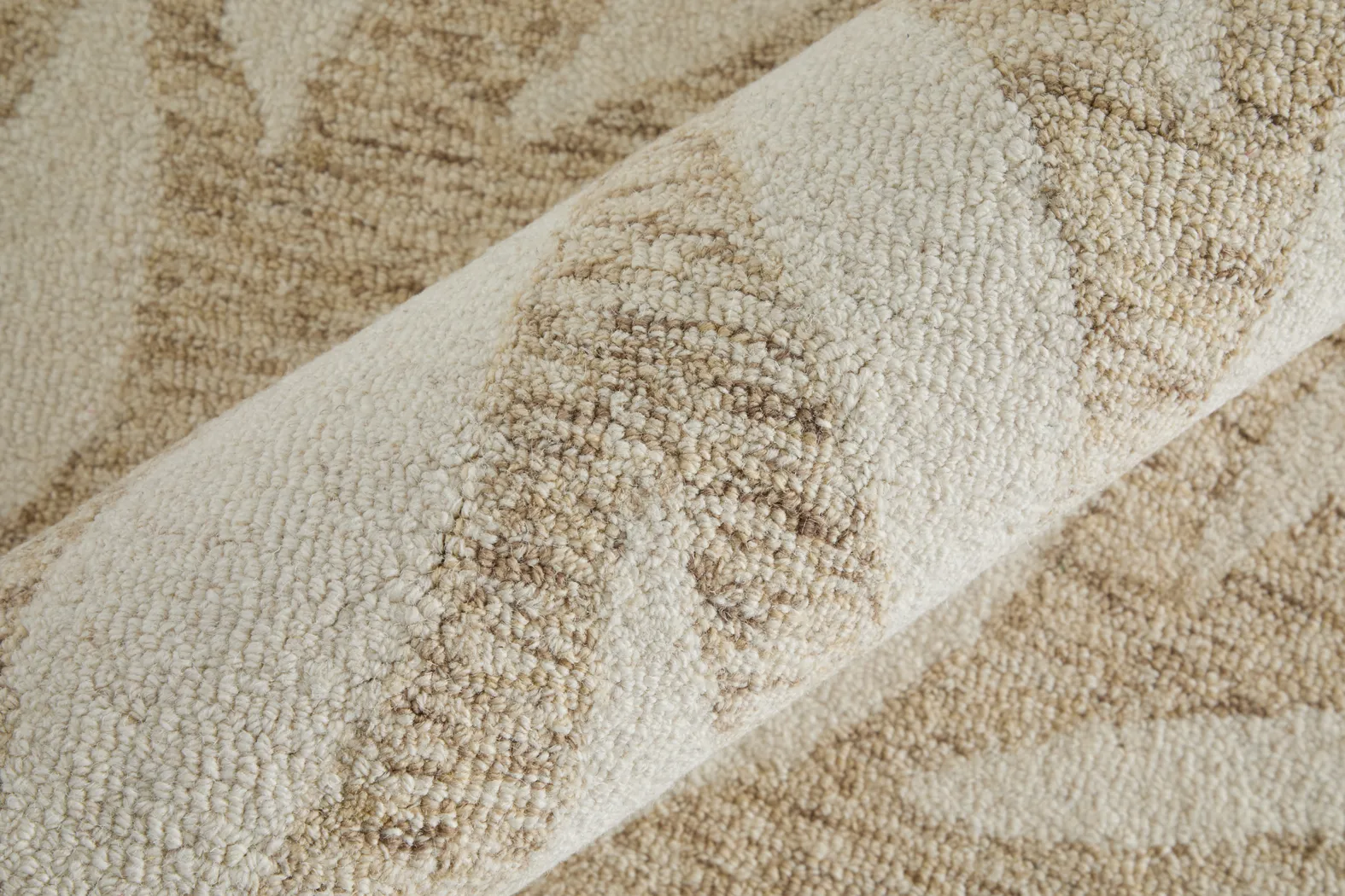 Daltom Tan 8' x 10' Area Rug - Image 5