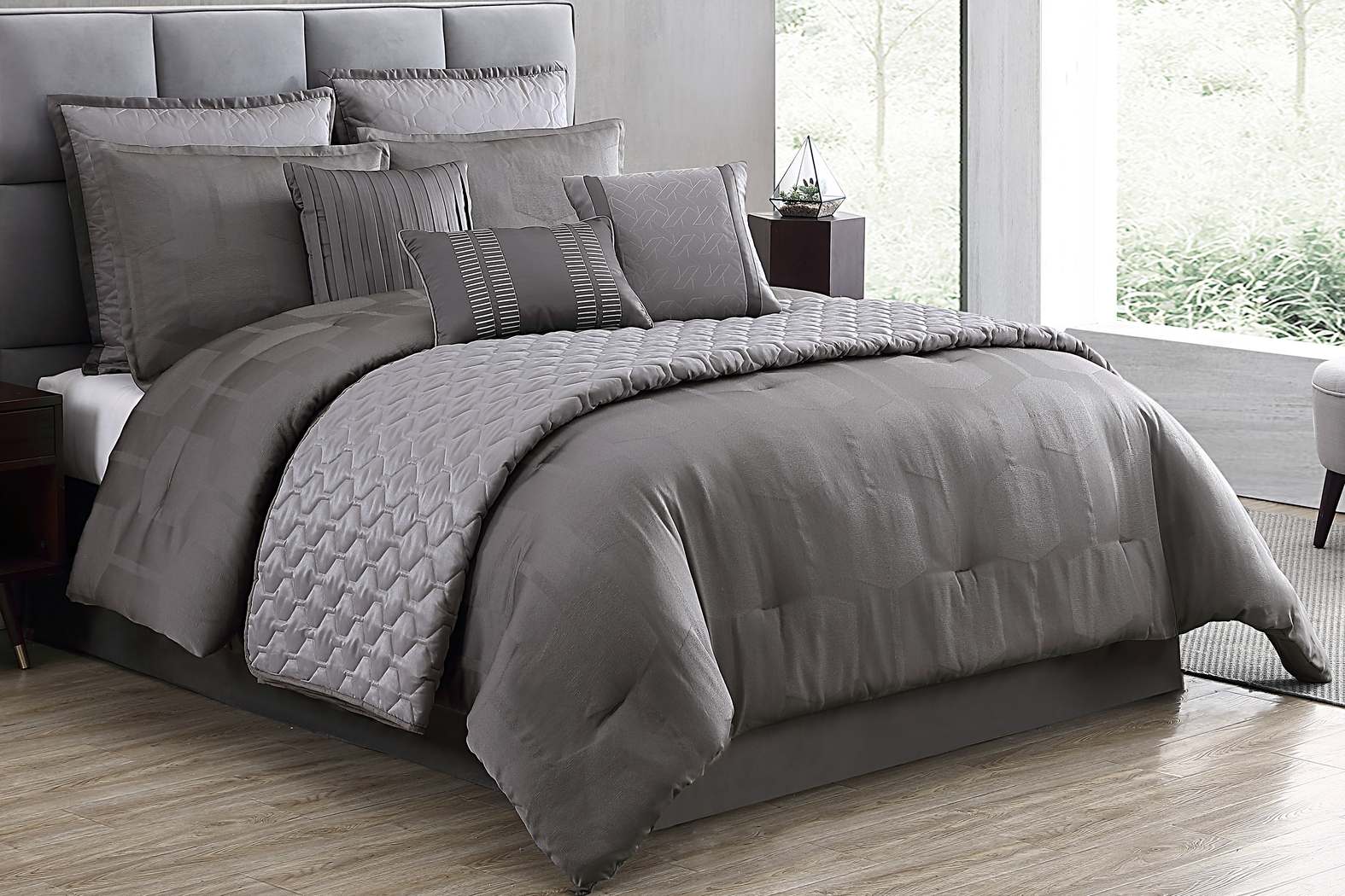 Damuth Gray 10 Pc Queen Comforter Set - Thumbnail - Image 2